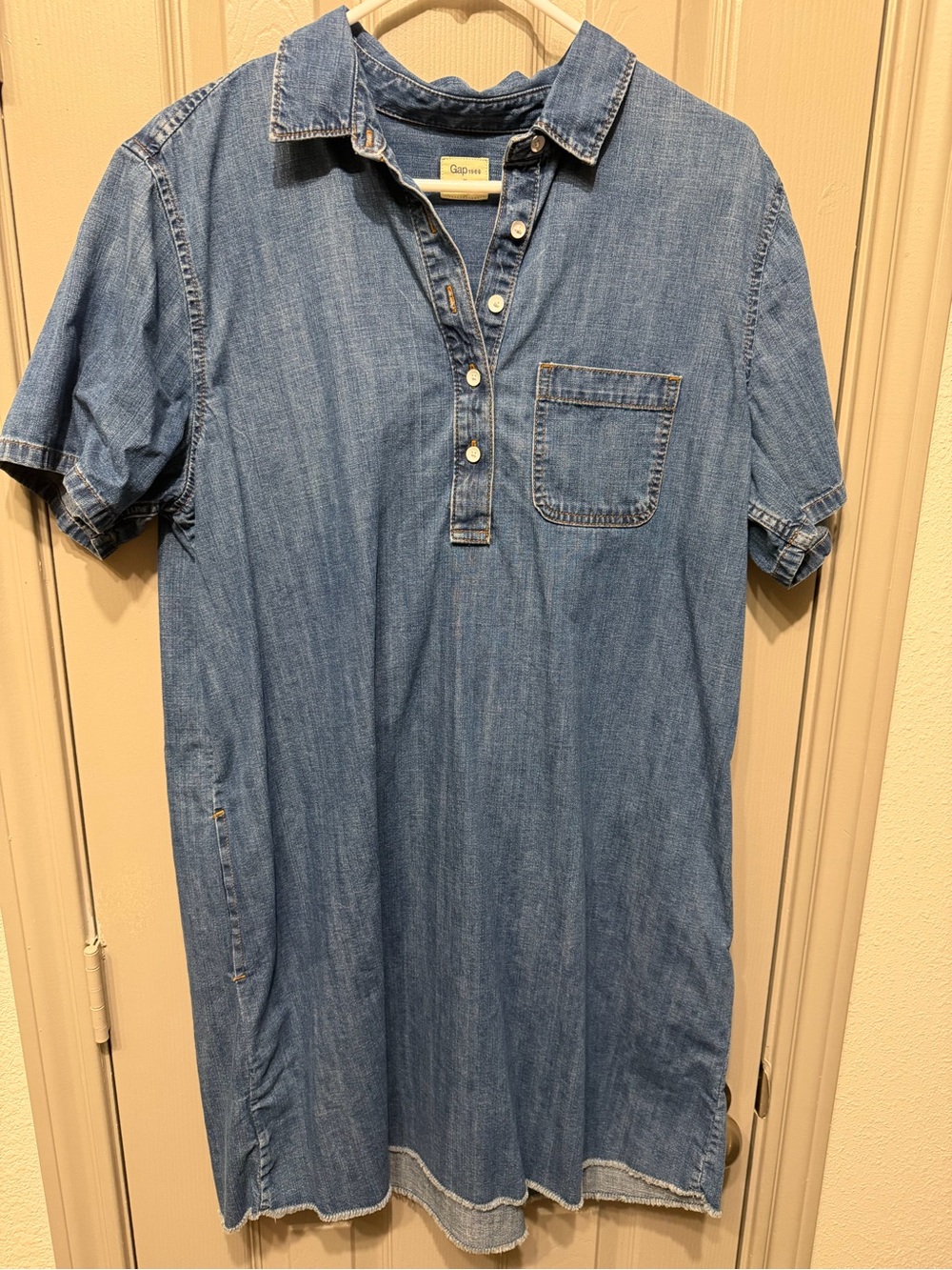 GAP Light Blue Denim Short-Sleeve Button-Front Shirt Dress